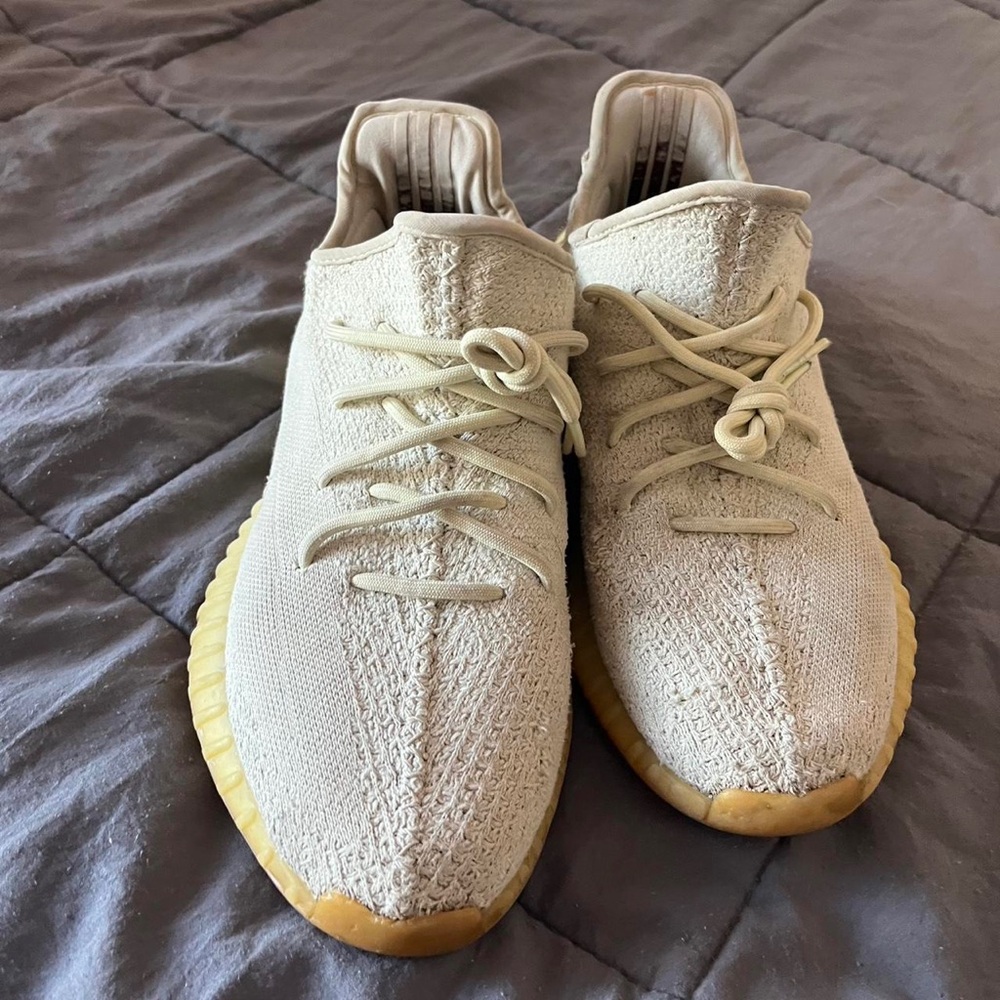 Adidas Yeezy Boost 350 V2 Butter Men’s Sneakers | 11.5